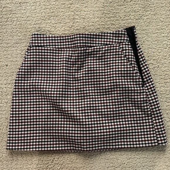 Abercrombie and fitch skirt - Picture 3 of 6